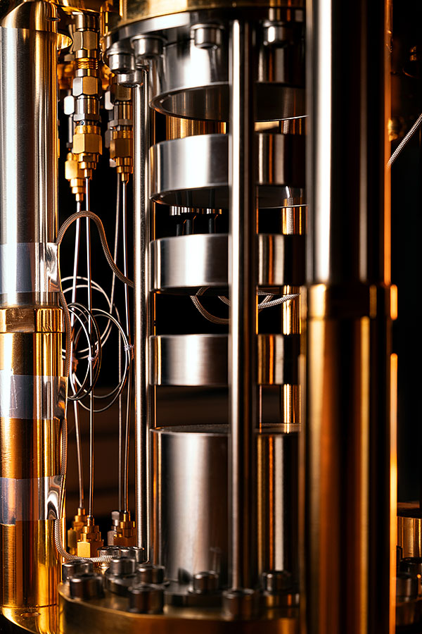 Photographie de cryostat à l'Institut Néel (CNRS) - Grenoble