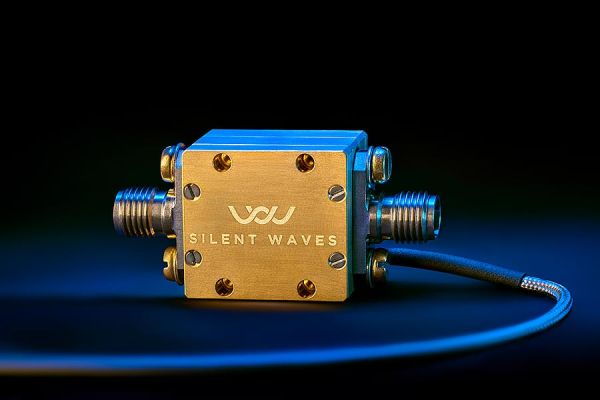 Photographie scientifique : TWPA 'The Carthago' de Silent Waves - Grenoble